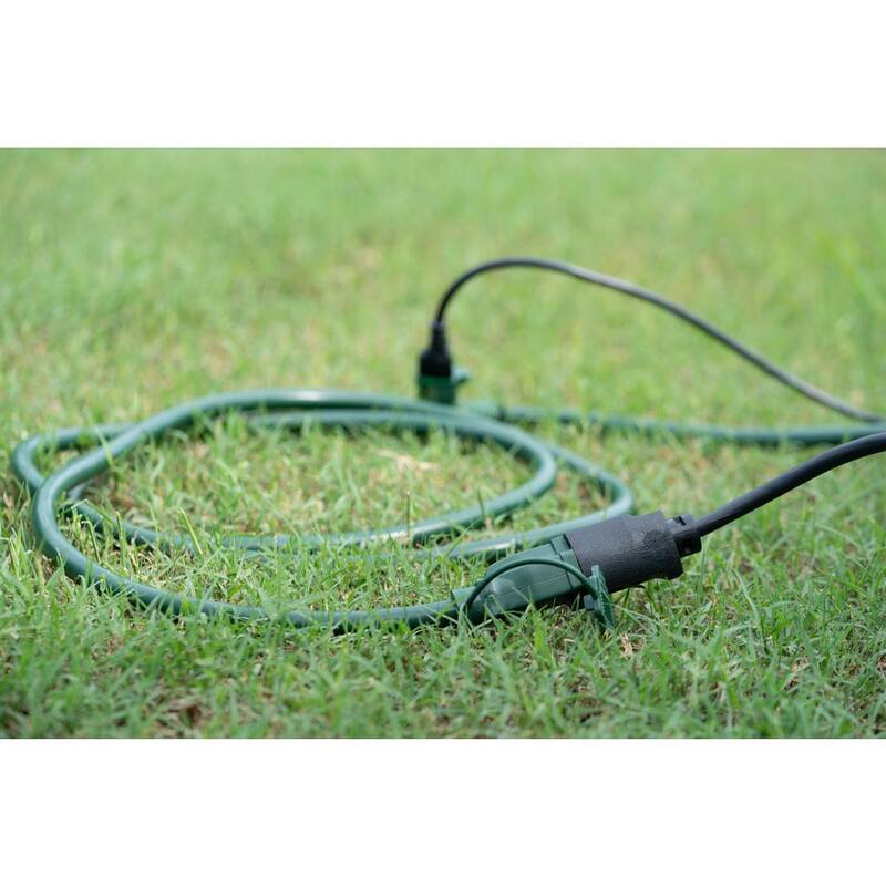 25 ft. 14/3 Multi-Outlet (3) Garden Outdoor Medium-Duty Extension Cord, Green