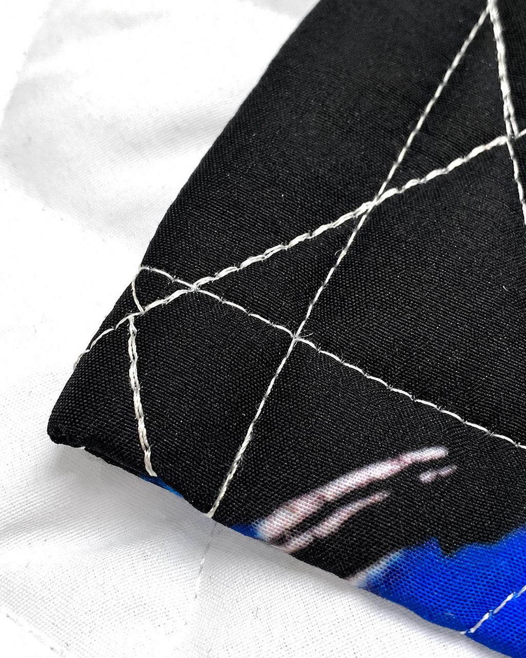 Halloween Black Cat Quilt Blanket, Autumn Patchwork Bedspread, Witchy Moon Spider Web Throw, Gothic Fall Home Decor, Cozy Cat Lover Gift
