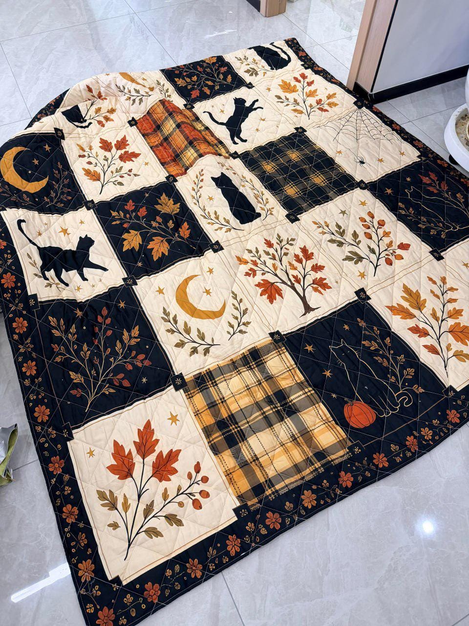 Halloween Black Cat Quilt Blanket, Autumn Patchwork Bedspread, Witchy Moon Spider Web Throw, Gothic Fall Home Decor, Cozy Cat Lover Gift